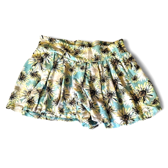 ** Free With Any Purchase Xhilaration Sleep Shorts Size M - Picture 1 of 5